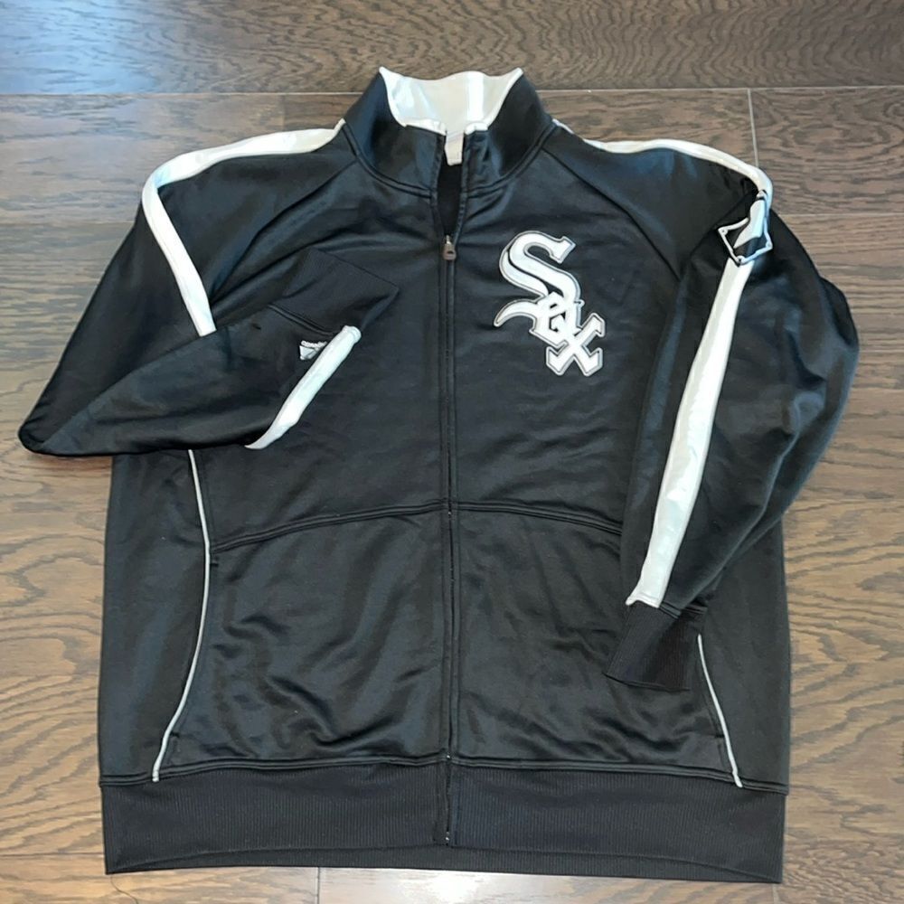 Chicago White Sox Track warm up Jacket Long Sleeve Black White Full Zipper 2XL